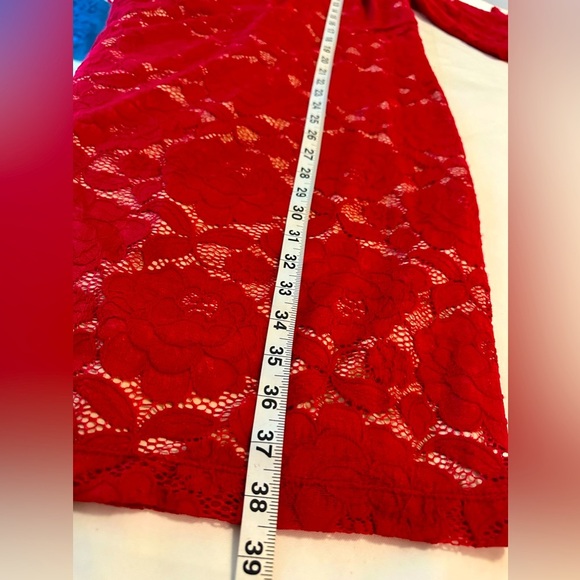 Brand: Rebecca B. Red lace dress, stretch size: 12 - Picture 5 of 11